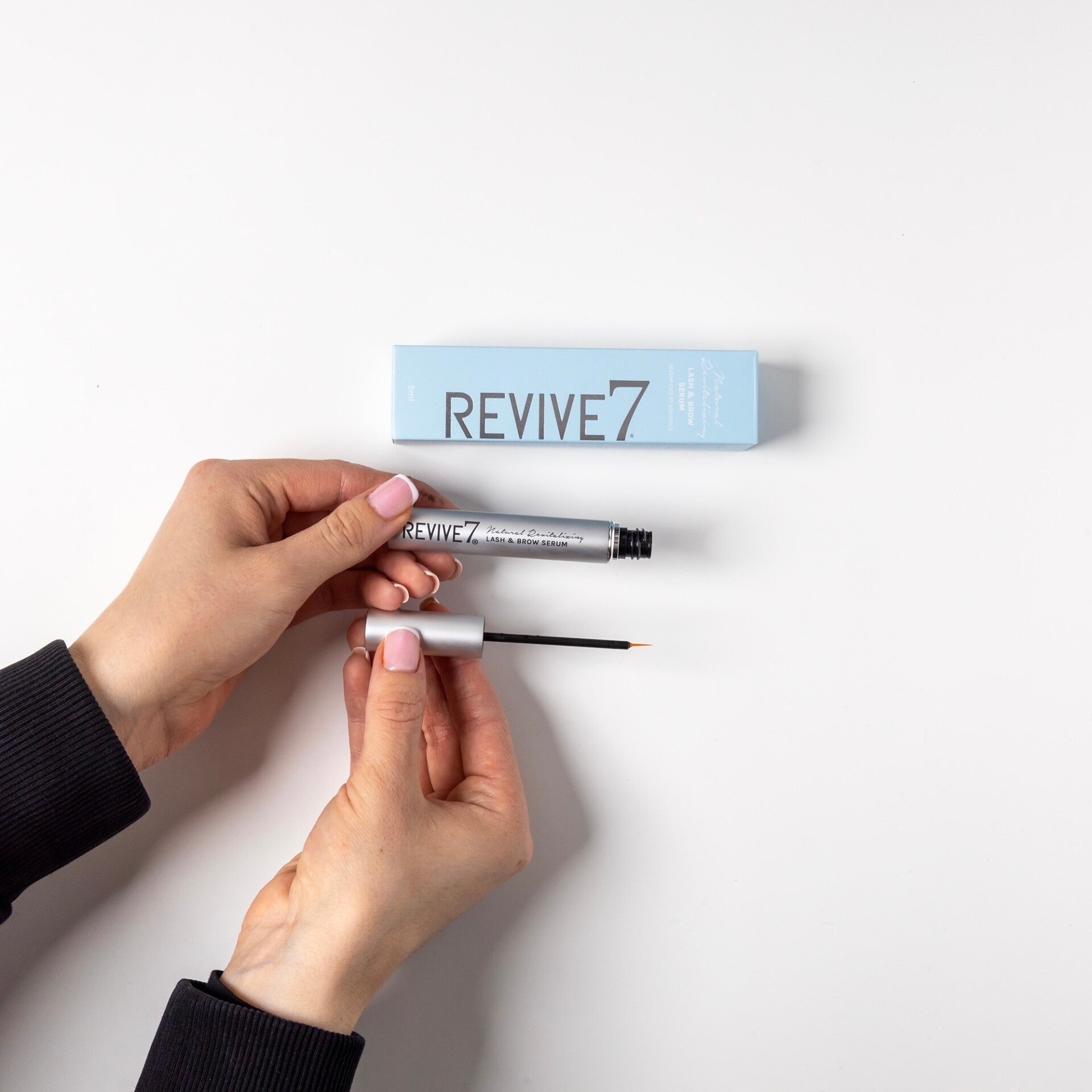 REVIVE 7 Lash And Brow Serum - Lash God