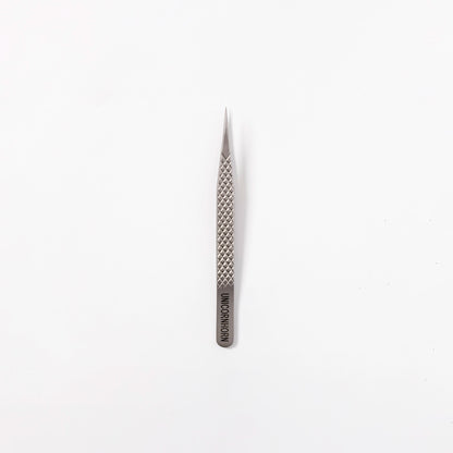 Unicorn Horn Luxe Tweezer - Lash God